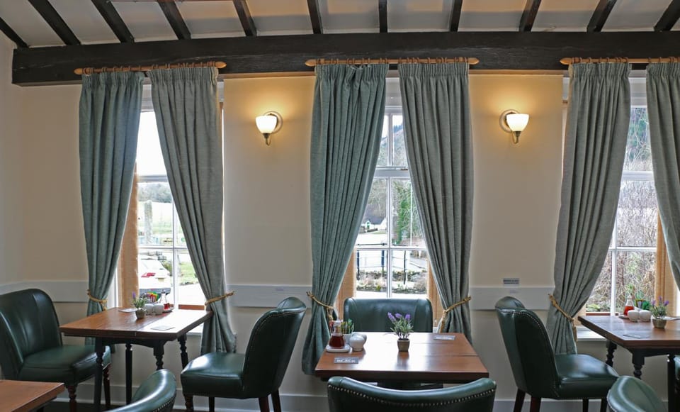 Glenmoriston Arms Hotel Hotel in Scotland