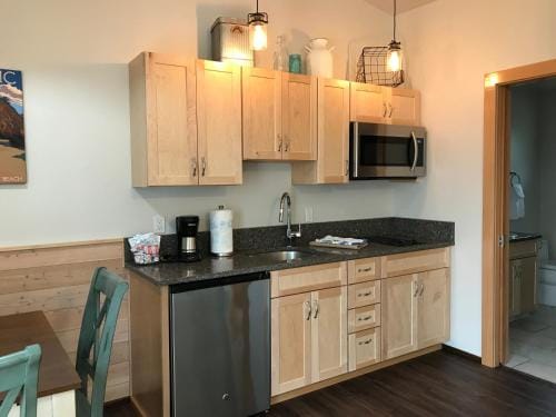 Hoh Valley Cabins Lodge in Washington