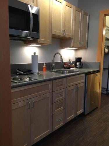 Hoh Valley Cabins Lodge in Washington