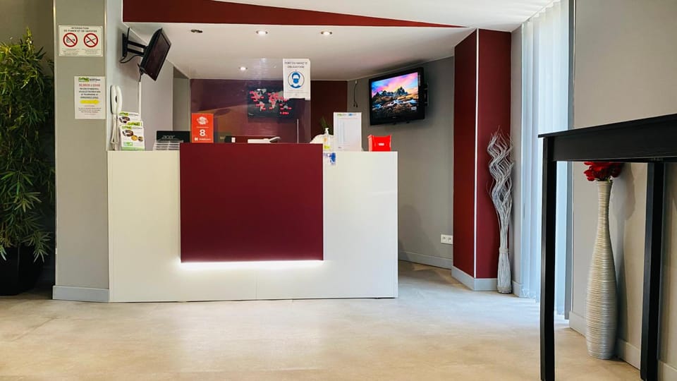 Hotel Martinez Grenay Hotel in Auvergne-Rhône-Alpes