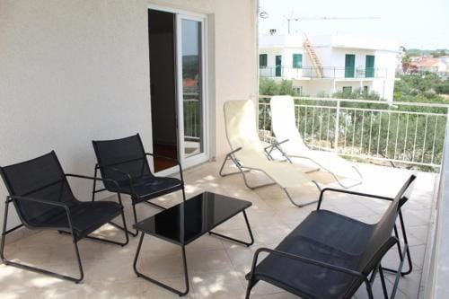 Apartment Nana Hotel in Šibenik-Knin County, Croatia