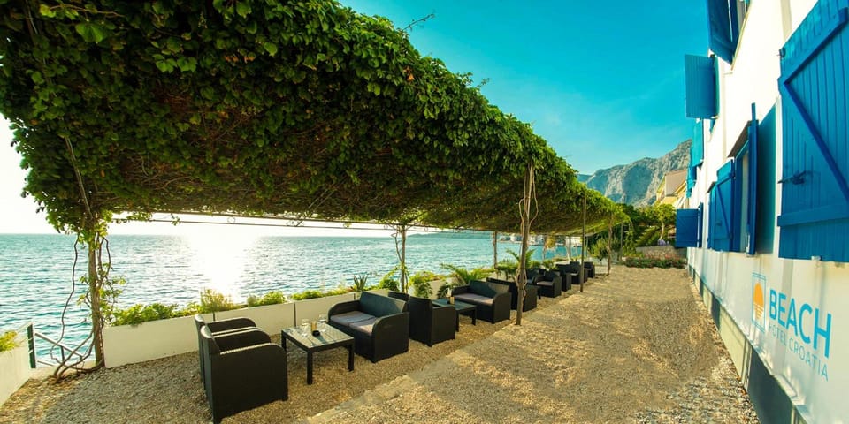 Beach Hotel Plaza Drasnice - Makarska Riviera Hotel in Split-Dalmatia County