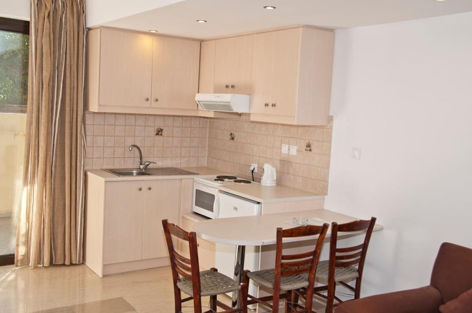Oasis Apartments & Rooms Apartment hotel in Crete
