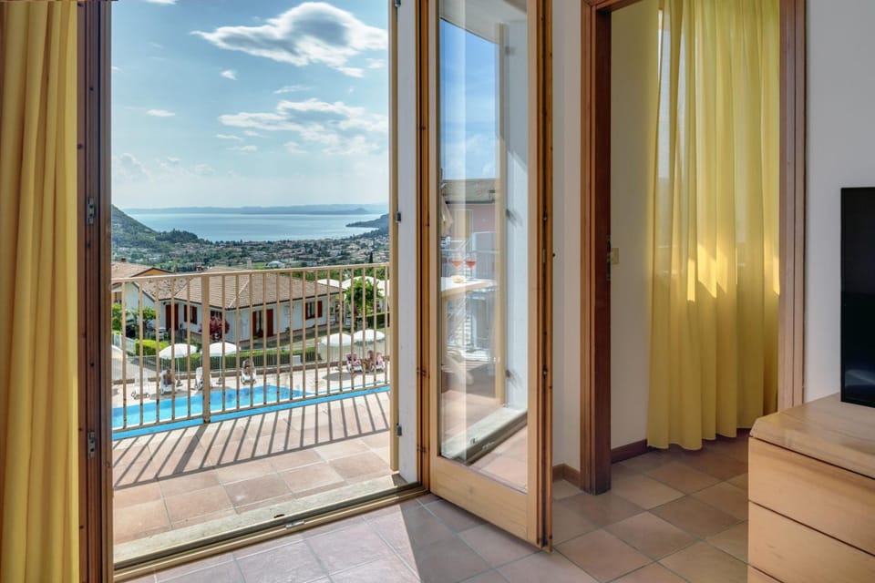 Appartamenti San Carlo Hotel in Lake Garda