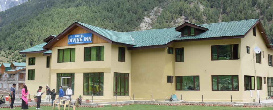 Divine inn sonmarg Inn in India