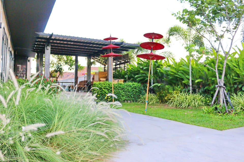 The Smile Loft HuaHin Hotel in Nong Kae