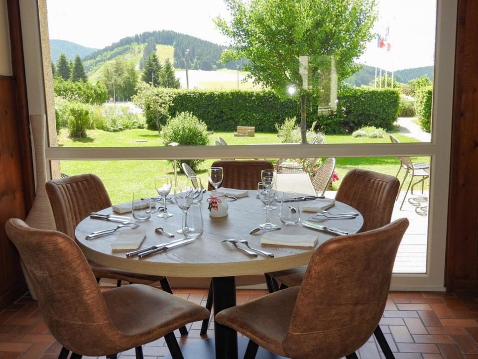 Logis Le Vernay Hotel in Auvergne-Rhône-Alpes