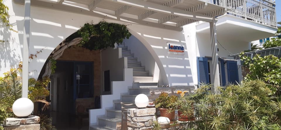 Ioanna Apartments Hotel in Agios Prokopios