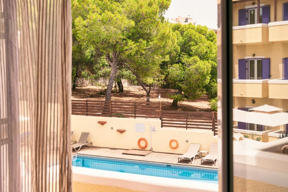 Katerina Hotel Hotel in Islands