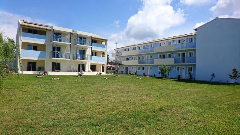 Christakis Apartment hotel in Corfu, Greece