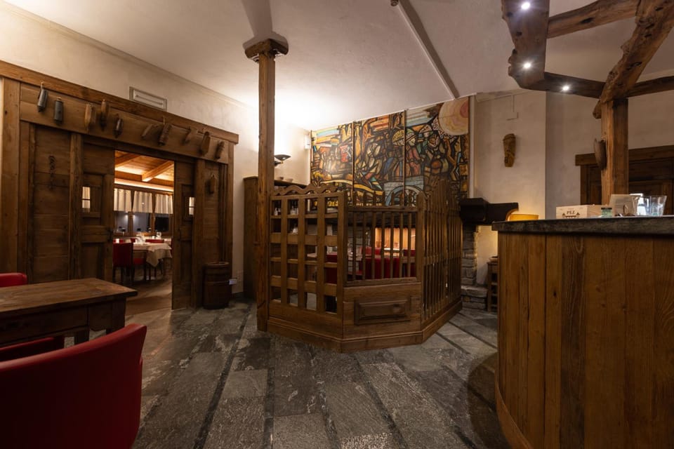 Hotel & Restaurant Le Charaban Hotel in Aosta