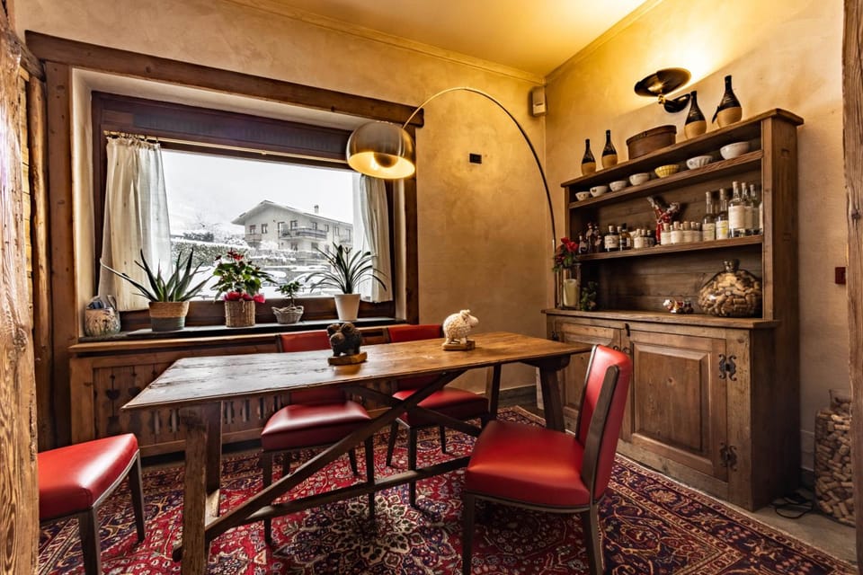 Hotel & Restaurant Le Charaban Hotel in Aosta