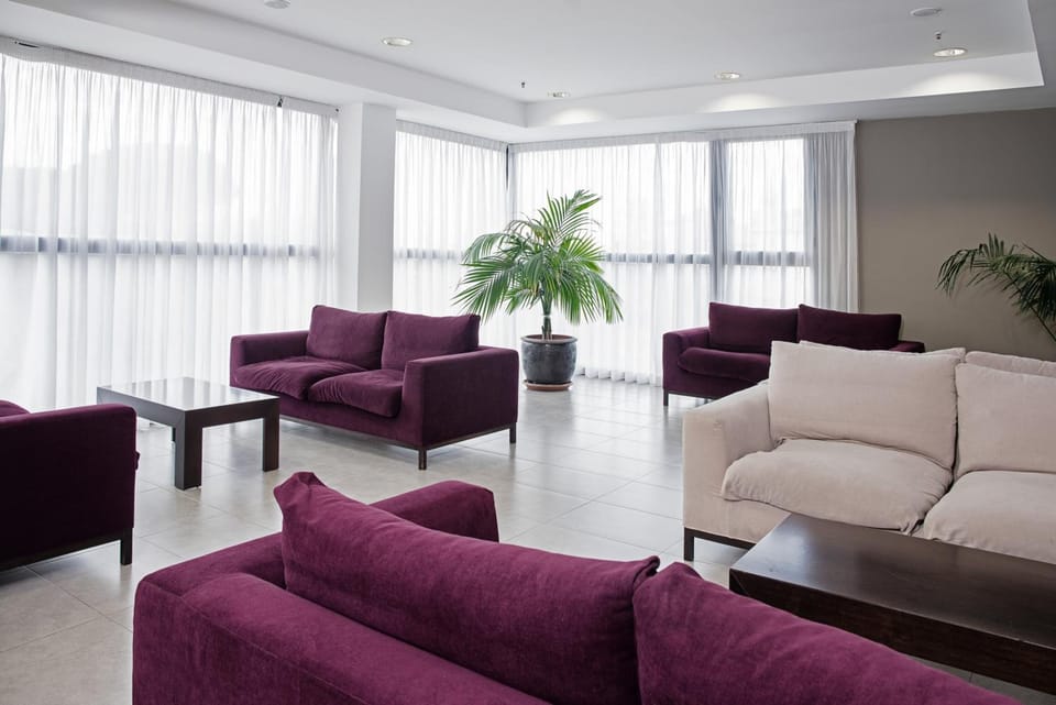 Shared lounge/TV area