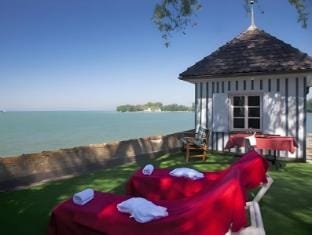 Schloss Hotel Wasserburg Hotel in Vorarlberg, Austria