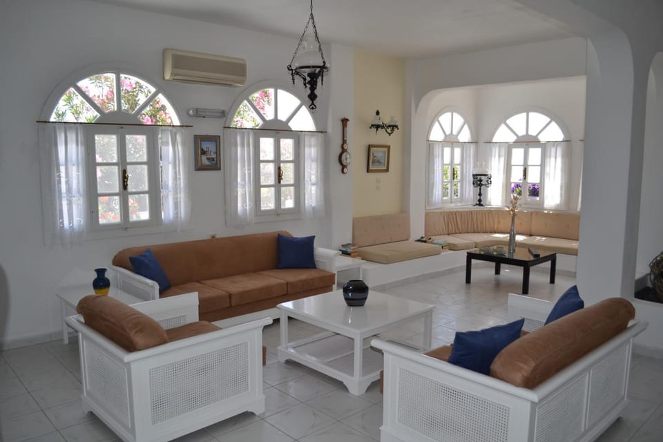 Melina Hotel Apartment hotel in Thera