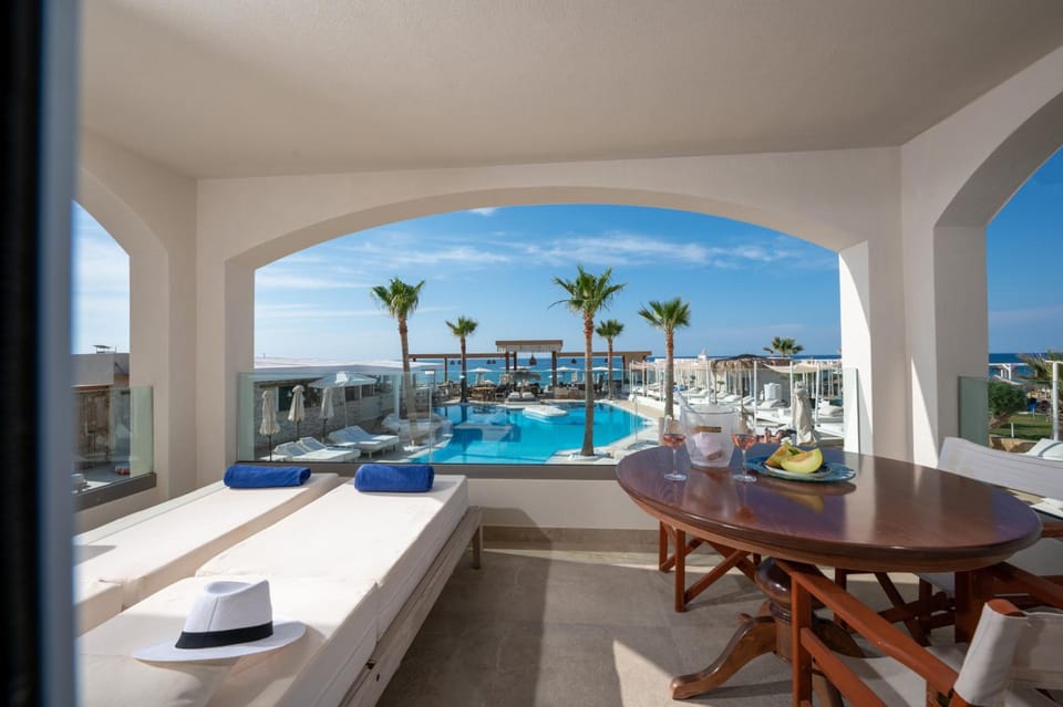 Parthenis Beach, Suites by the Sea Apartment hotel in Malia, Crete