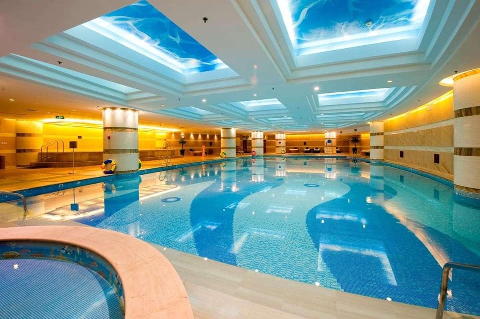 Wyndham Grand Plaza Royale Hangzhou Hotel in Hangzhou