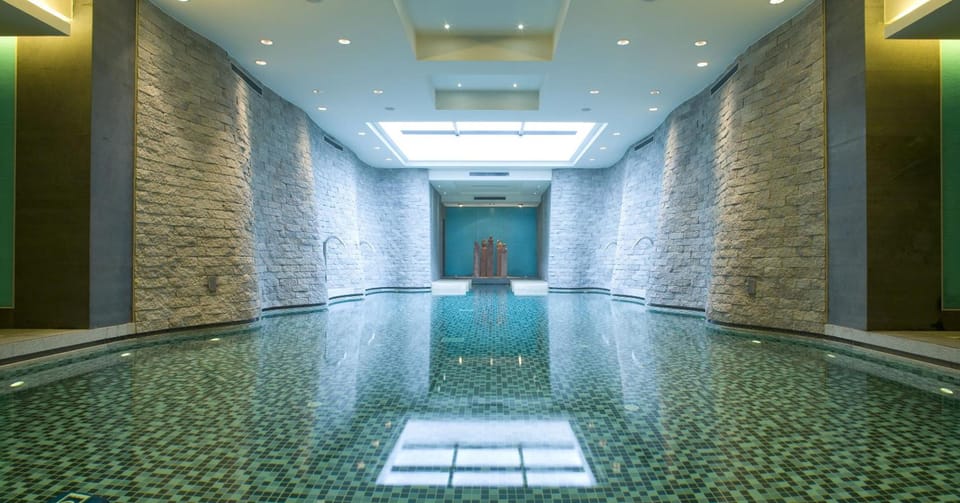 Banyan Tree Hangzhou Hotel in Hangzhou