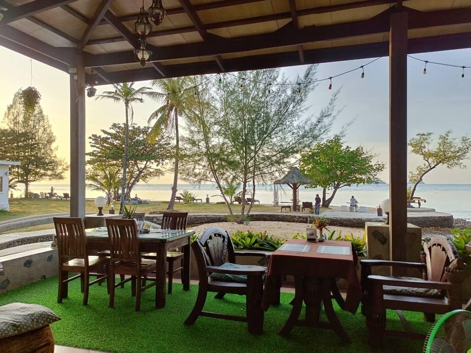 Koh Chang Bailan Beach Resort Resort in Koh Chang Tai