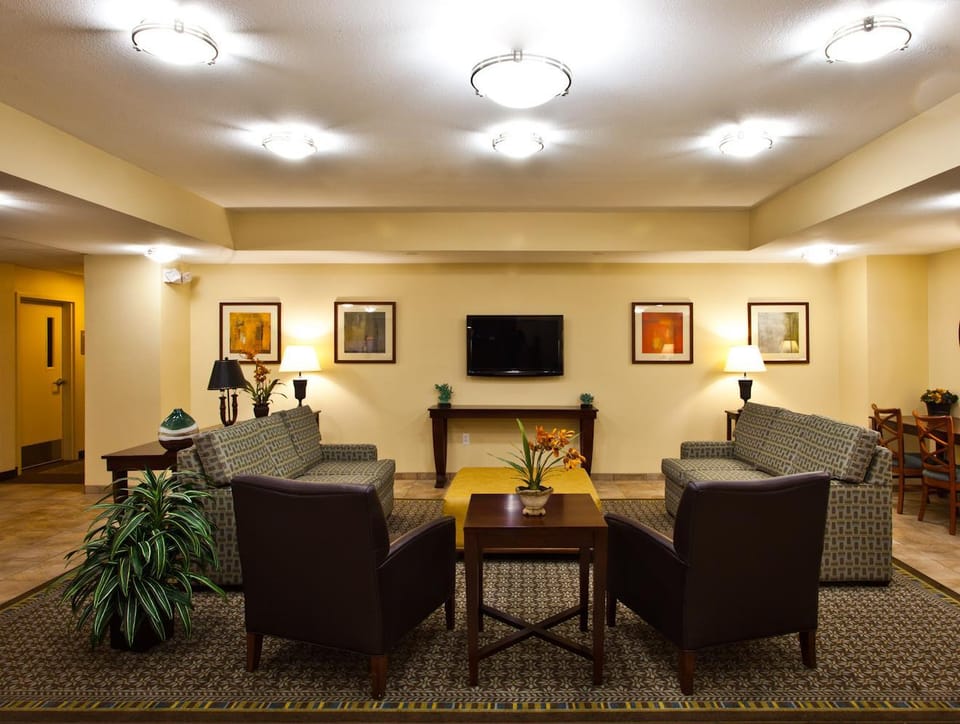Candlewood Suites Tallahassee By IHG Hotel in Tallahassee
