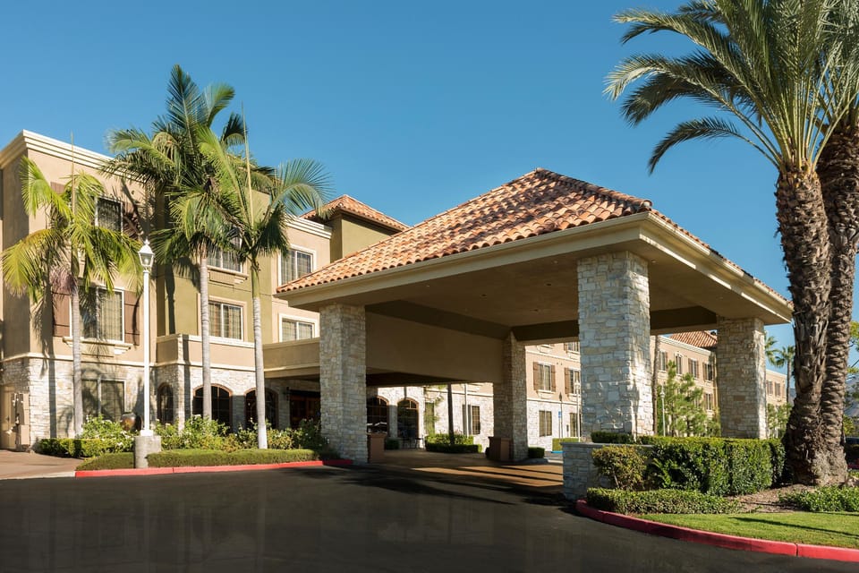 Ayres Suites Mission Viejo – Lake Forest Hotel in Rancho Santa Margarita