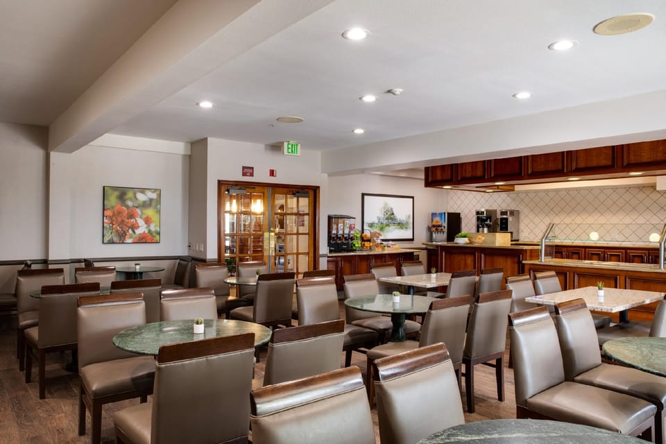 Ayres Suites Mission Viejo – Lake Forest Hotel in Rancho Santa Margarita