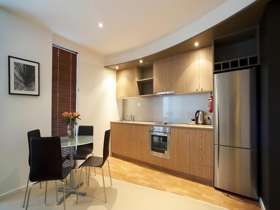 The Waves Apartments Apartment hotel in Cowes