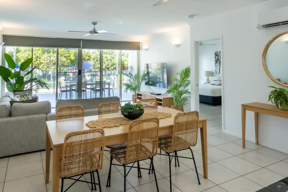 Waters Edge Apartments Apartment hotel in Cairns