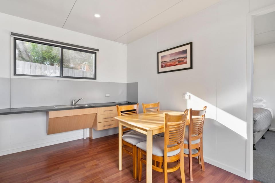 Swansea Beach Chalets Apartment hotel in Tasmania