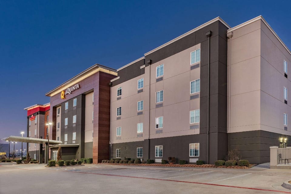 Hawthorn Extended Stay by Wyndham Ardmore Hotel in Ardmore