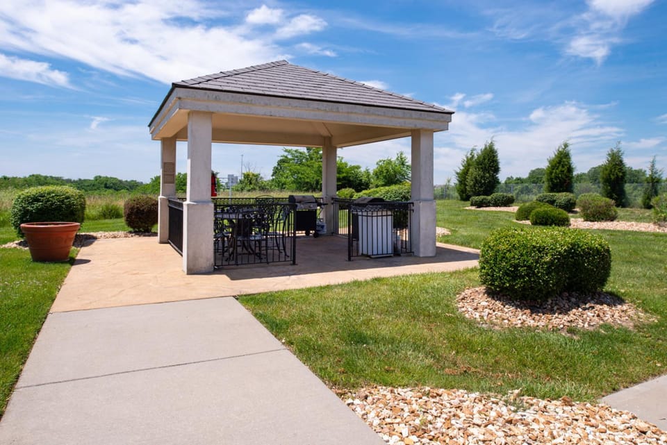 Candlewood Suites Olathe By IHG Hotel in Olathe