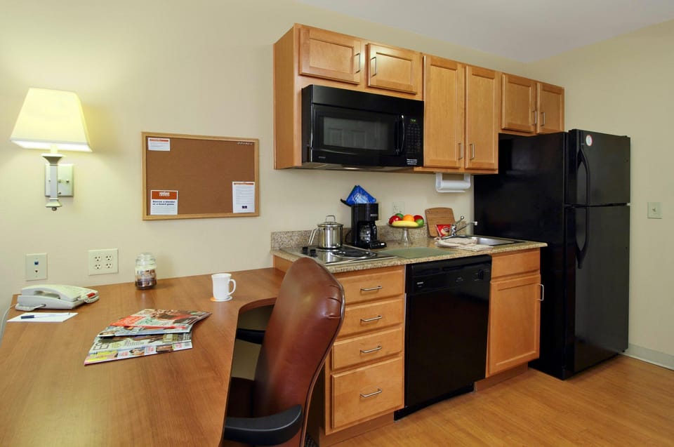 Candlewood Suites Norfolk Airport By IHG Hotel in Norfolk