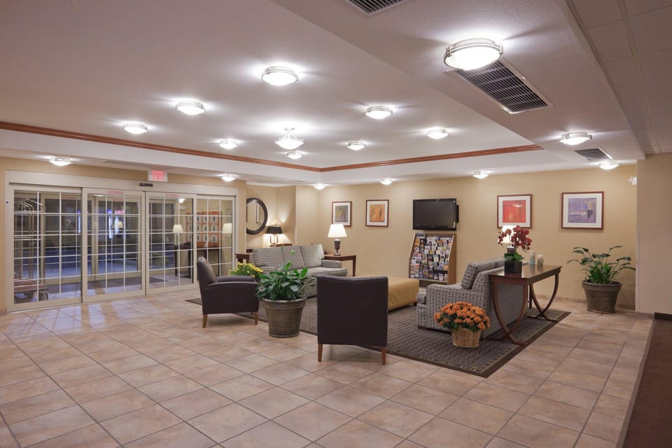 Candlewood Suites Perrysburg By IHG Hotel in Perrysburg