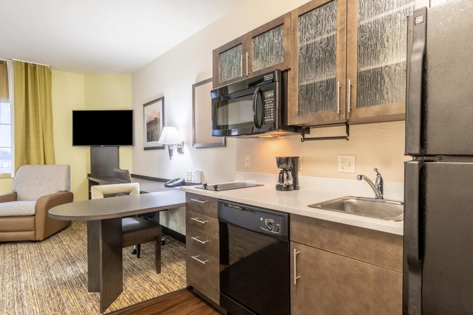 Candlewood Suites Portland Airport By IHG Hotel in Parkrose