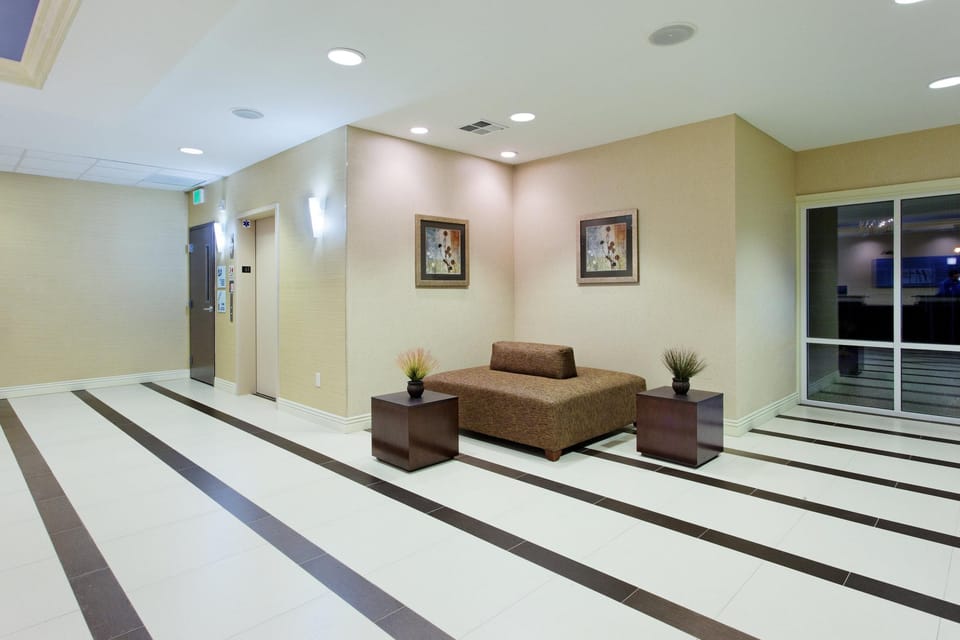 Holiday Inn Express Benicia By IHG Hotel in Benicia