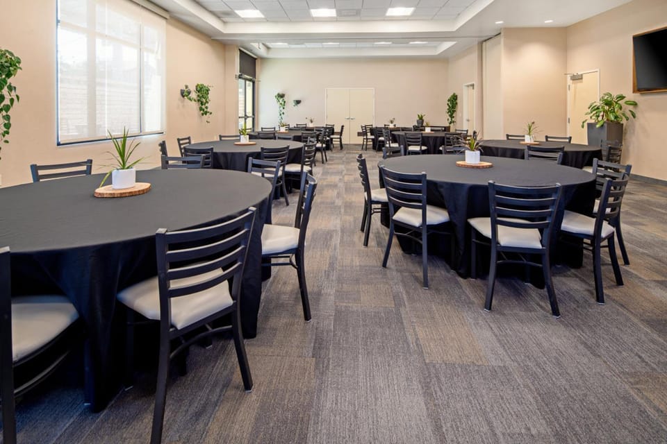 Holiday Inn Express Hotel & Suites Atascadero By IHG Hotel in Atascadero