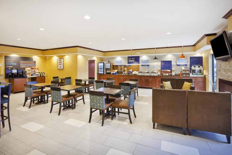 Holiday Inn Express Hotel & Suites Circleville By IHG Hotel in Ohio