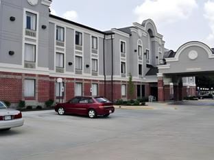 Holiday Inn Express Hotel & Suites Greenville By IHG Hotel in Mississippi