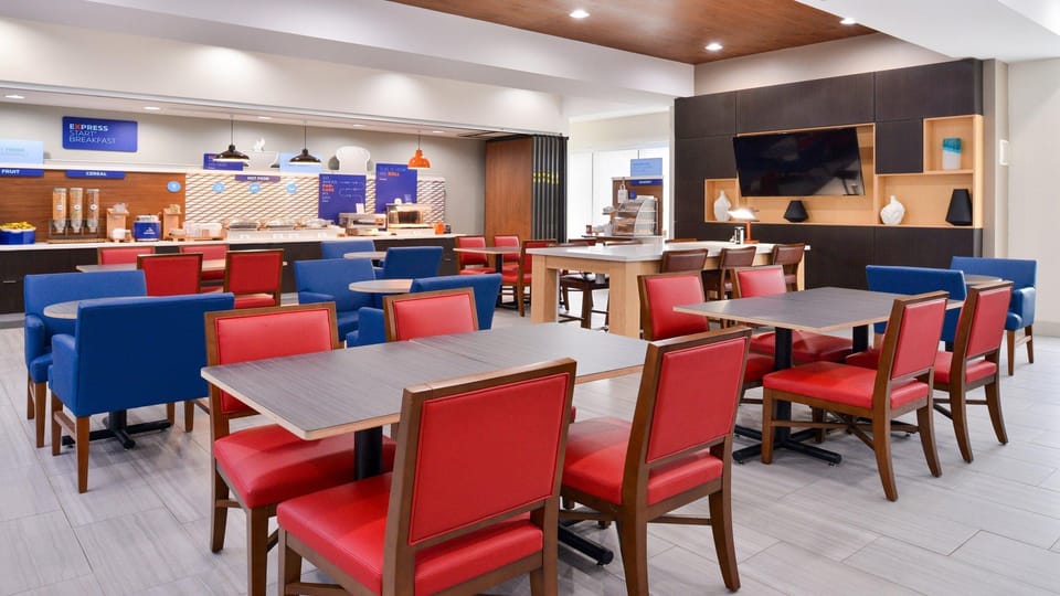 Holiday Inn Express Hotel & Suites La Place By IHG Hotel in LaPlace