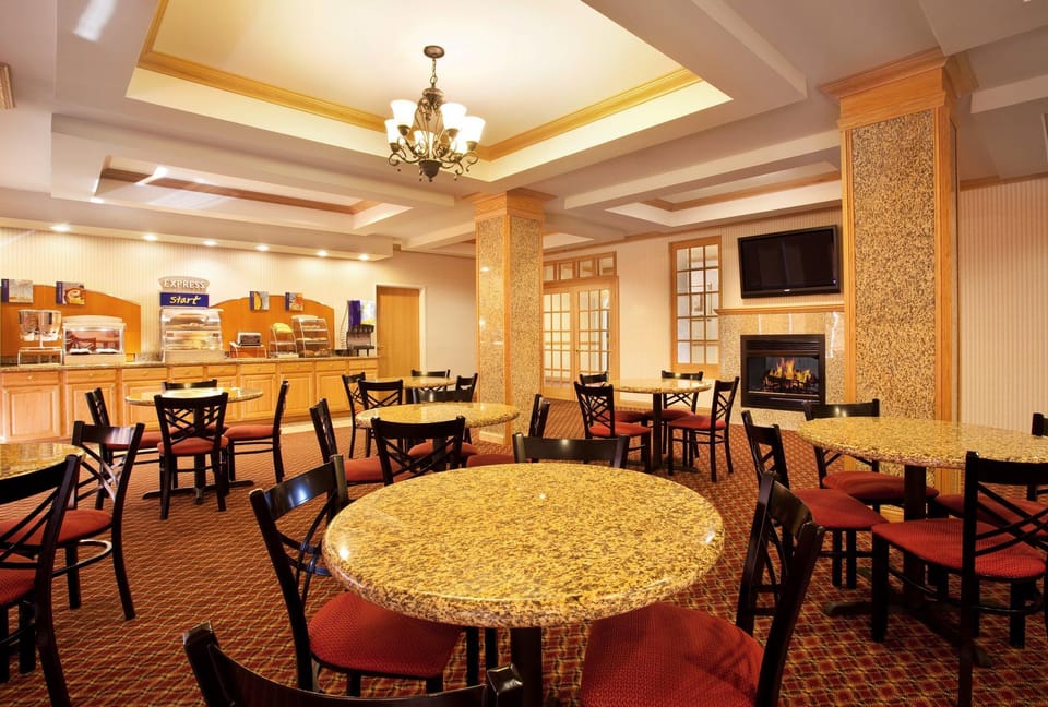 Holiday Inn Express Hotel & Suites Logansport By IHG Hotel in Indiana