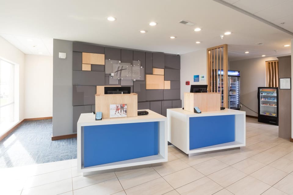 Holiday Inn Express Hotel & Suites Logansport By IHG Hotel in Indiana