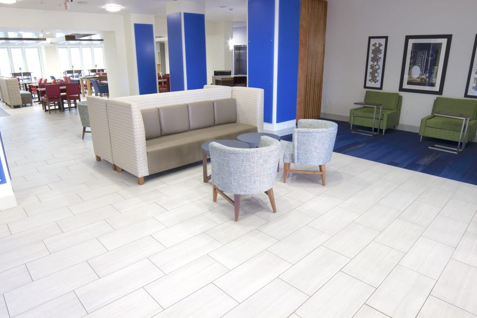 Holiday Inn Express Seguin By IHG Hotel in Seguin