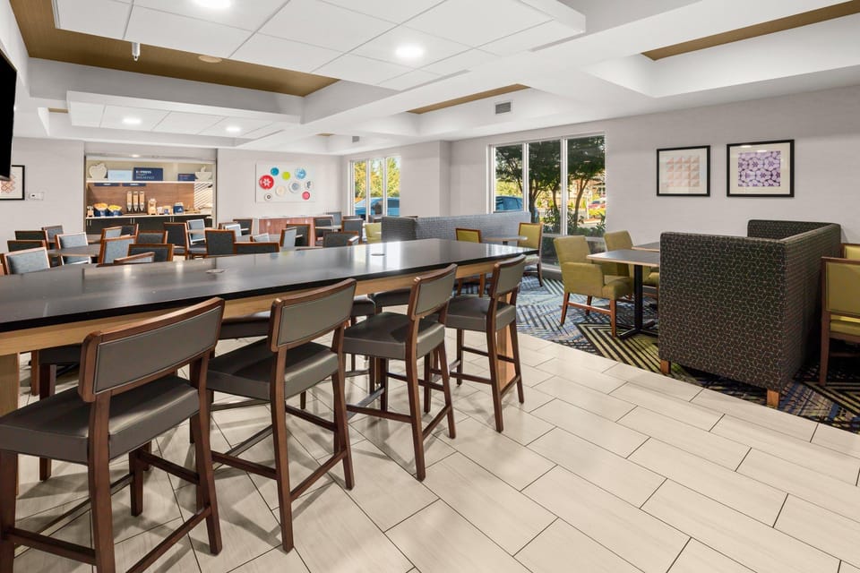 Holiday Inn Express Sumner By IHG Hotel in King County