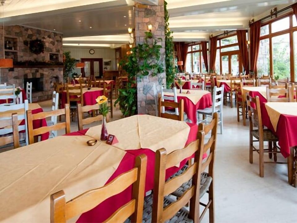 To Balkoni tis Agorianis Hotel in Greece