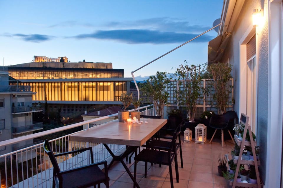 Acropolis View Deluxe Penthouse & Luxury Apartments Hotel in Athens