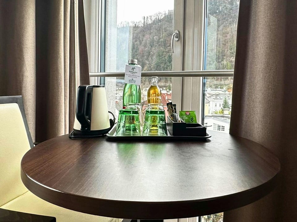 Amenity (Guest room)
