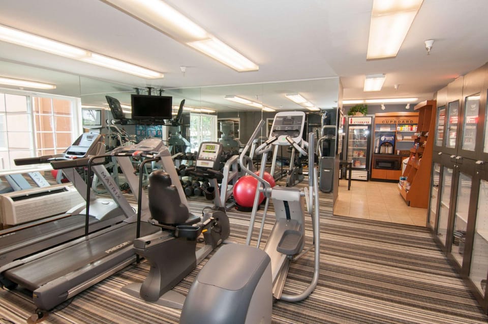 Sonesta Simply Suites Garden Grove Anaheim Hotel in Santa Ana