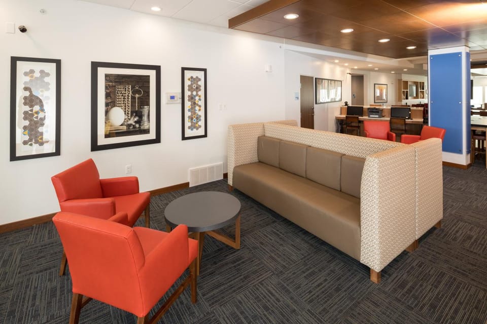Holiday Inn Express Hotel & Suites Bay City By IHG Hotel in Michigan