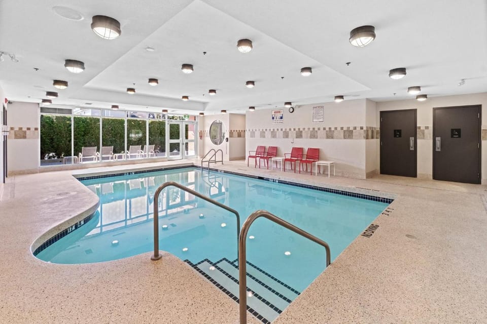 Holiday Inn Hotel & Suites Surrey East - Cloverdale By IHG Hotel in Surrey