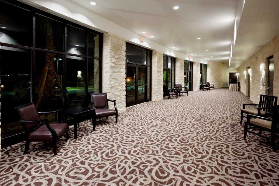 Holiday Inn San Antonio N - Stone Oak Area Hotel in San Antonio